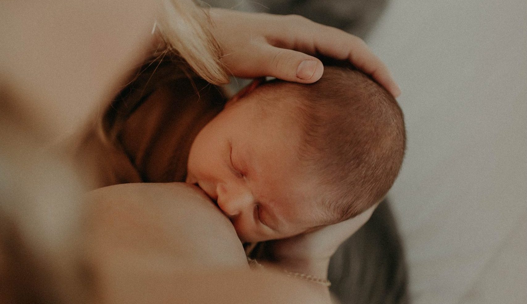 Does breastfeeding make you hungry