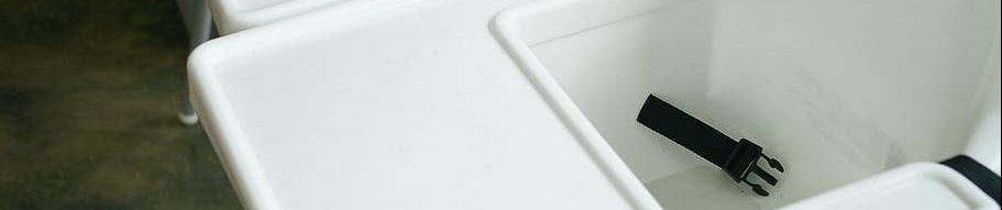 How to remove ikea high chair tray